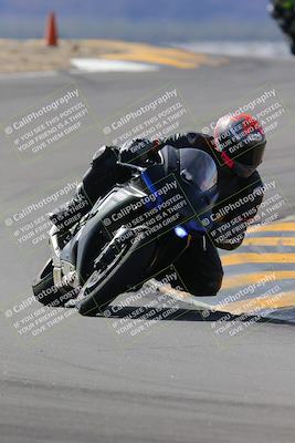 media/Nov-05-2022-SoCal Trackdays (Sat) [[f8d9b725ab]]/Turns 9 and 8 (1050am/